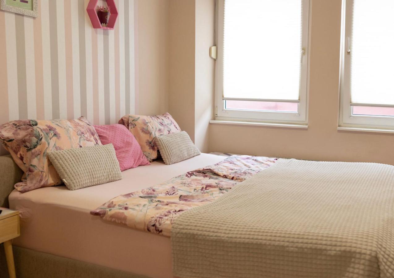 Apartment Teatar 투즐라 외부 사진