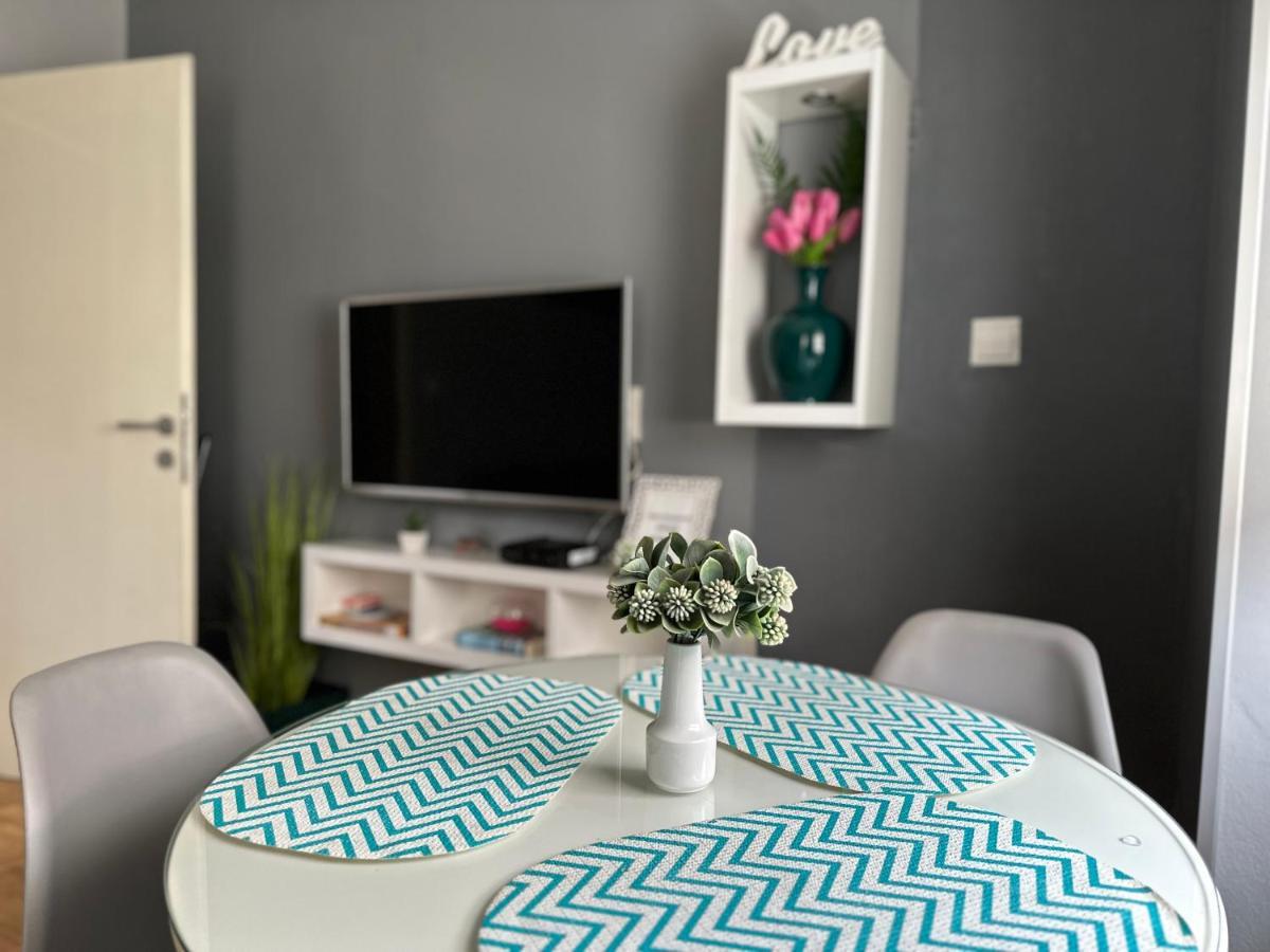 Apartment Teatar 투즐라 외부 사진