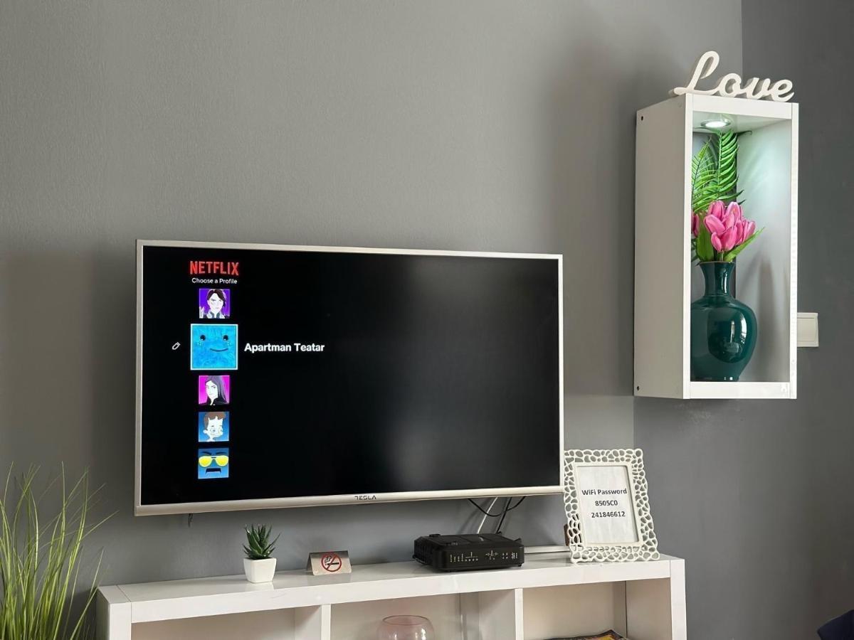 Apartment Teatar 투즐라 외부 사진